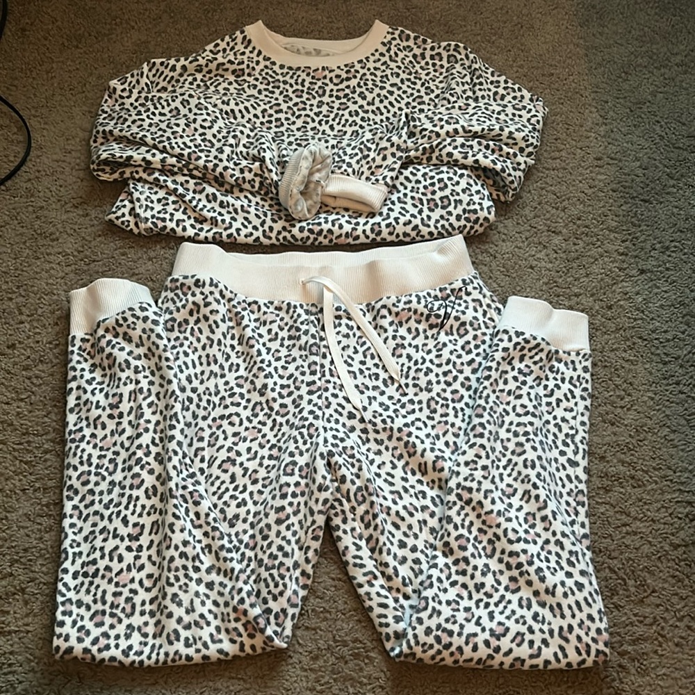 VS - 2 PIECE SET